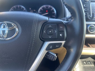 2017 Toyota Highlander XLE