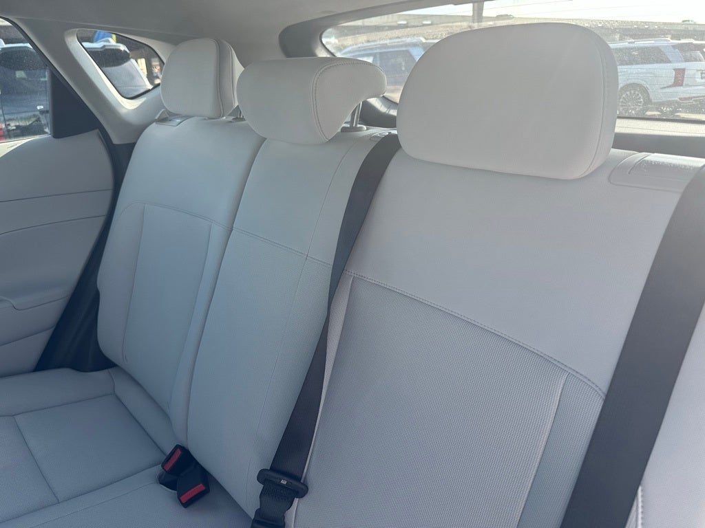 2026 Hyundai Kona SE FWD