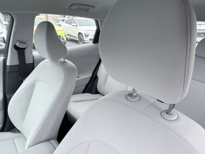 2026 Hyundai Kona SE FWD