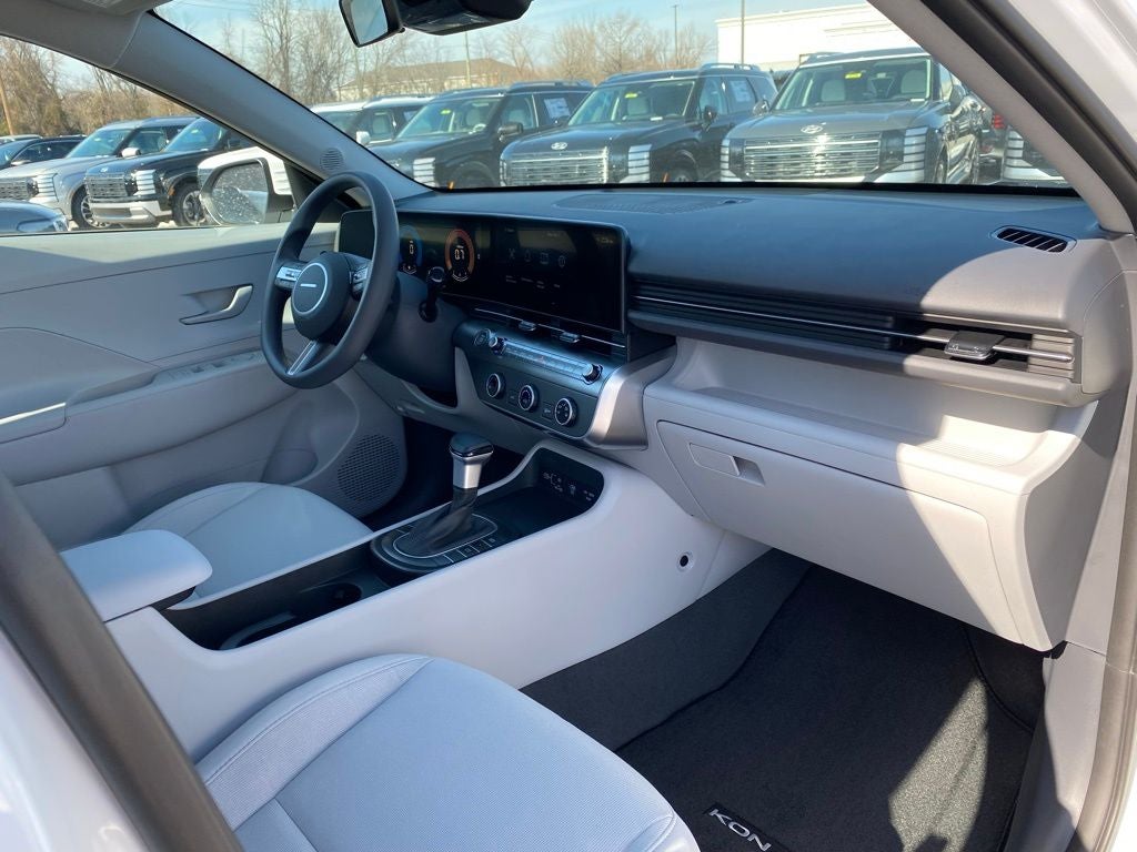 2026 Hyundai Kona SE