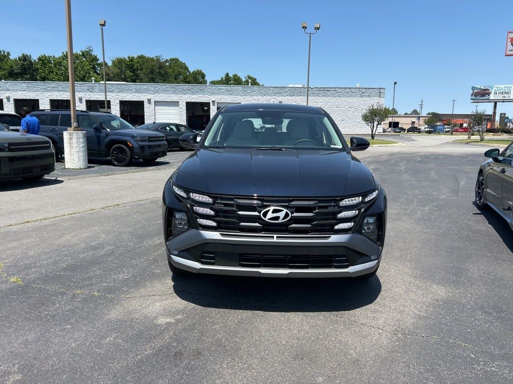 2026 Hyundai Tucson Hybrid Blue SE