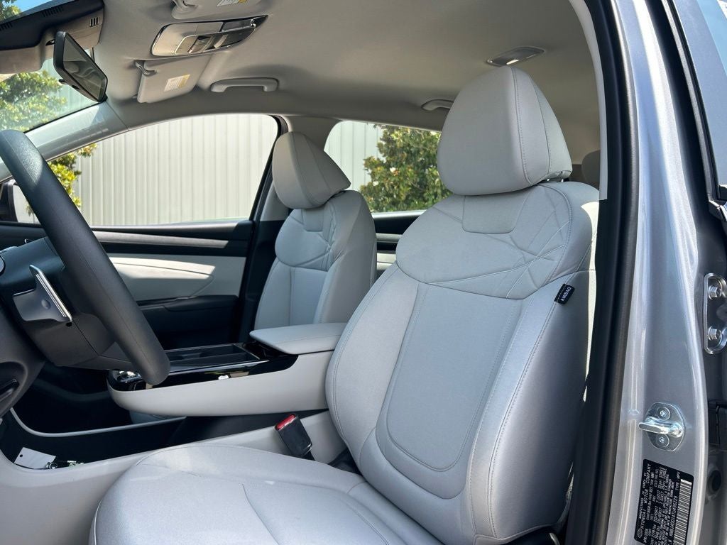 2026 Hyundai Tucson Hybrid Blue SE