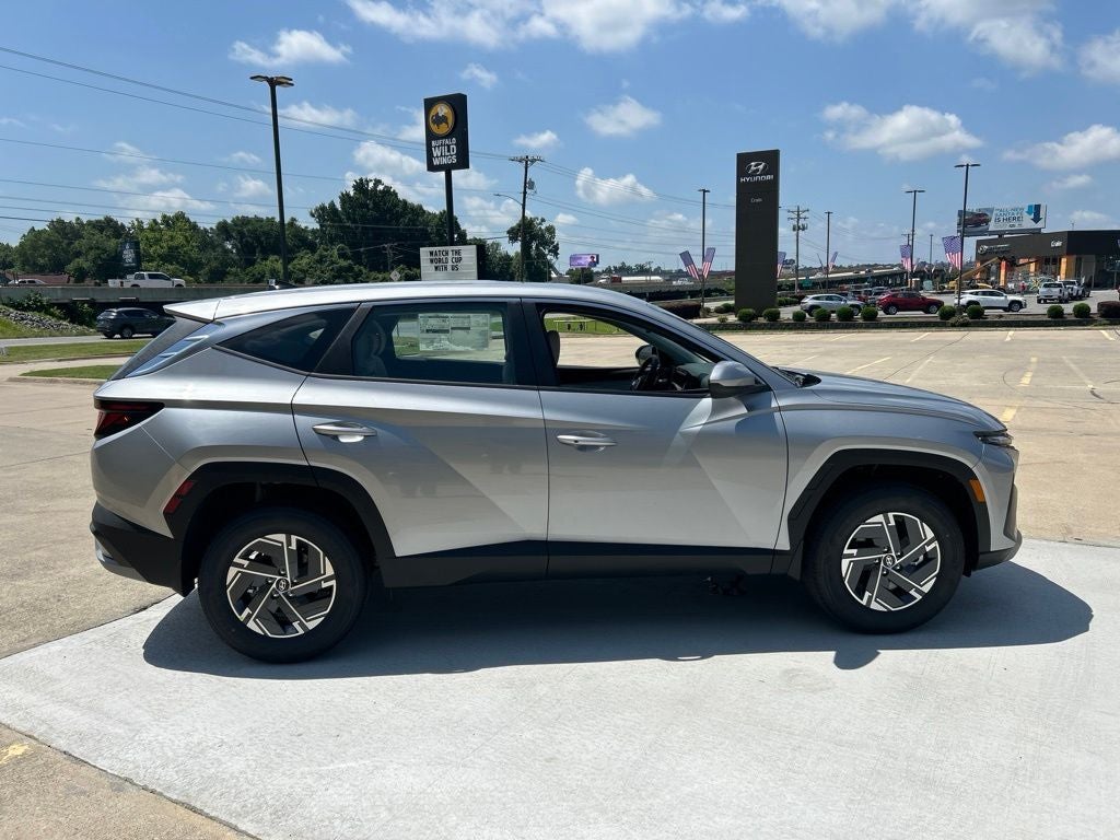 2026 Hyundai Tucson Hybrid Blue SE