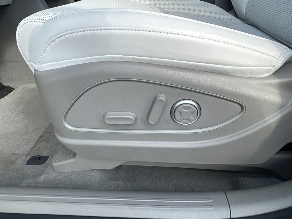 2026 Hyundai Palisade Hybrid Blue SEL Premium 7 Passenger