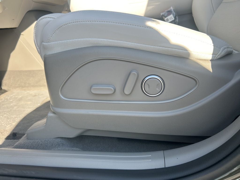 2026 Hyundai Palisade Hybrid Blue SEL 7 Passenger