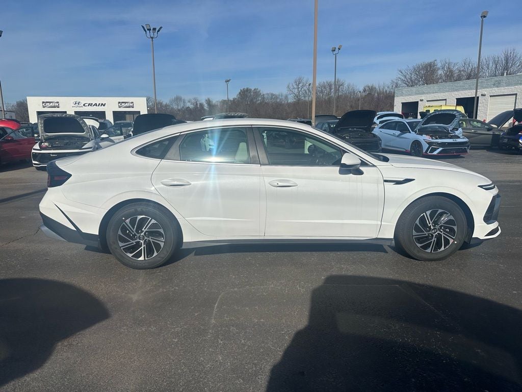 2026 Hyundai Sonata Hybrid Blue