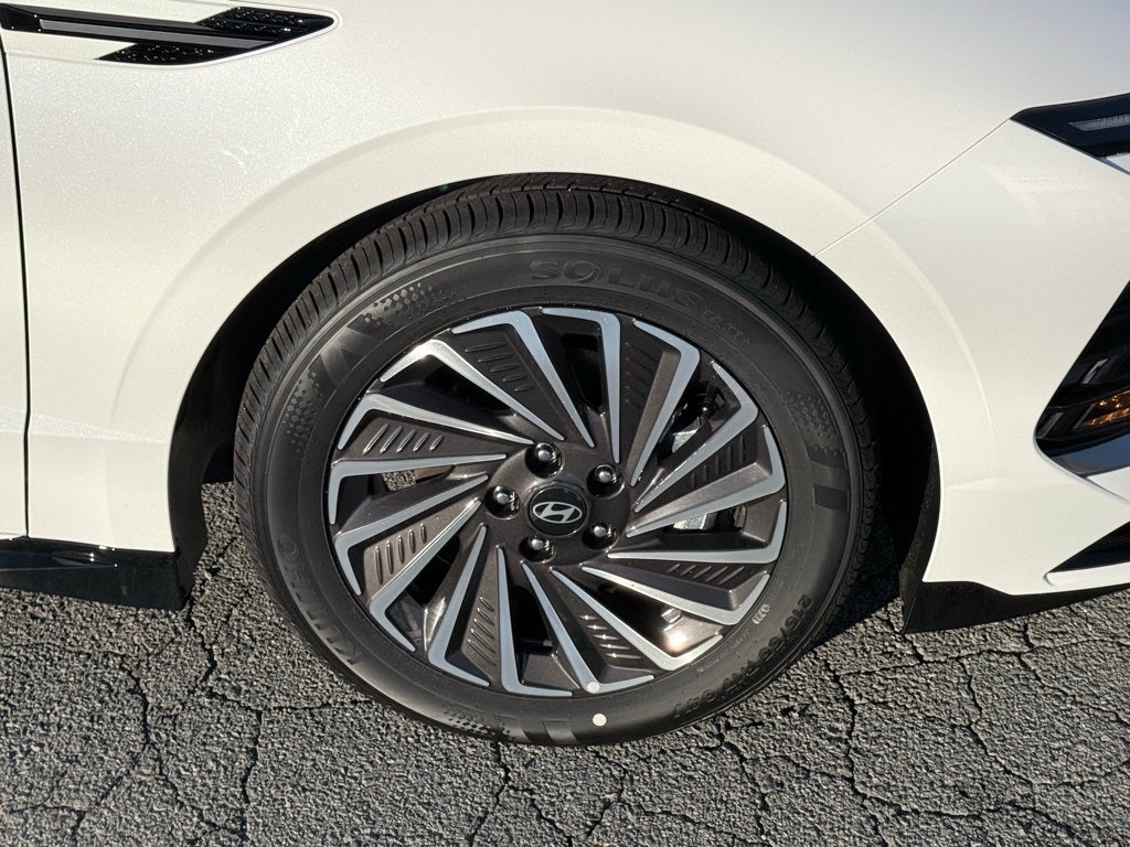 2026 Hyundai Sonata Hybrid SEL