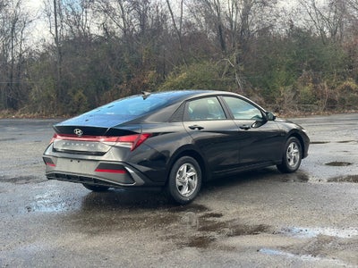 2026 Hyundai Elantra SE