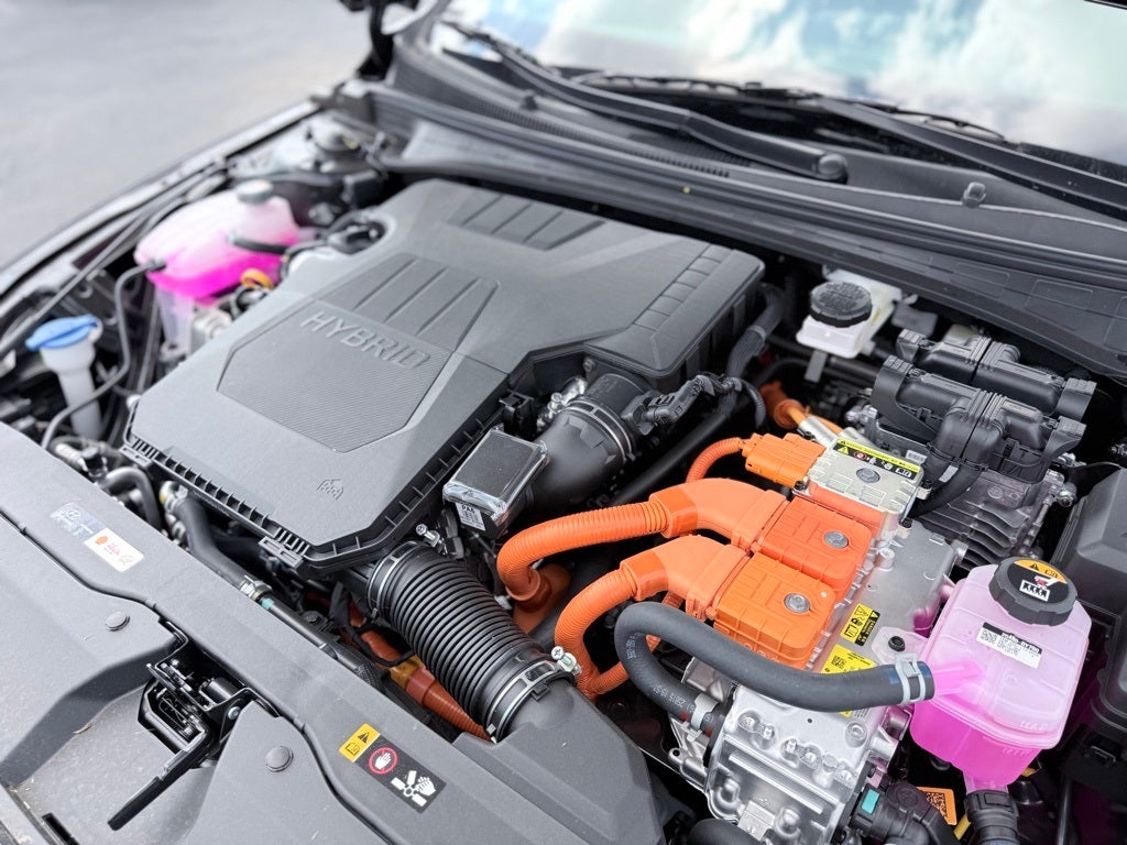 2025 Hyundai Elantra Hybrid SEL Sport