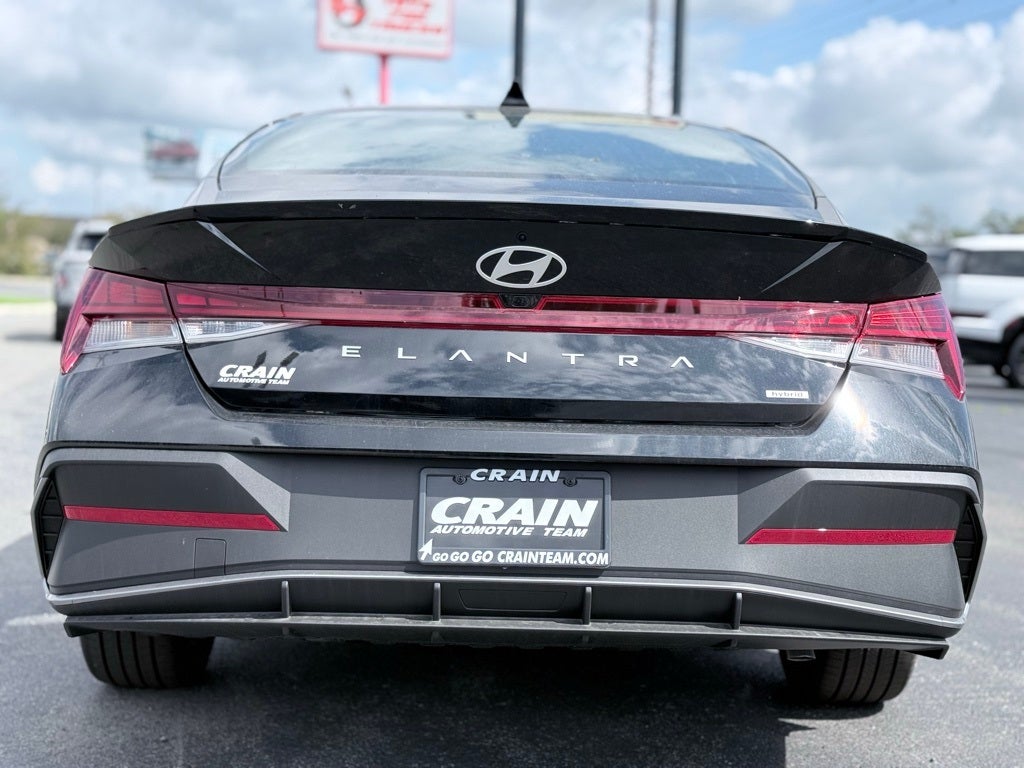 2025 Hyundai Elantra Hybrid SEL Sport