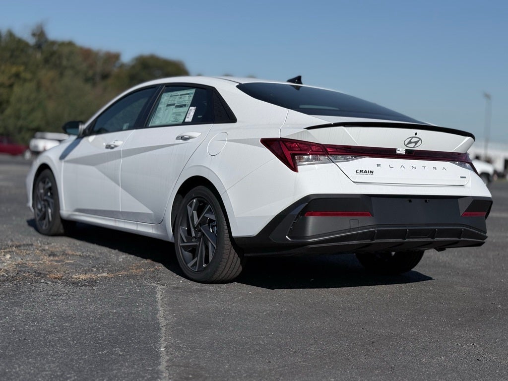 2025 Hyundai Elantra Hybrid SEL Sport