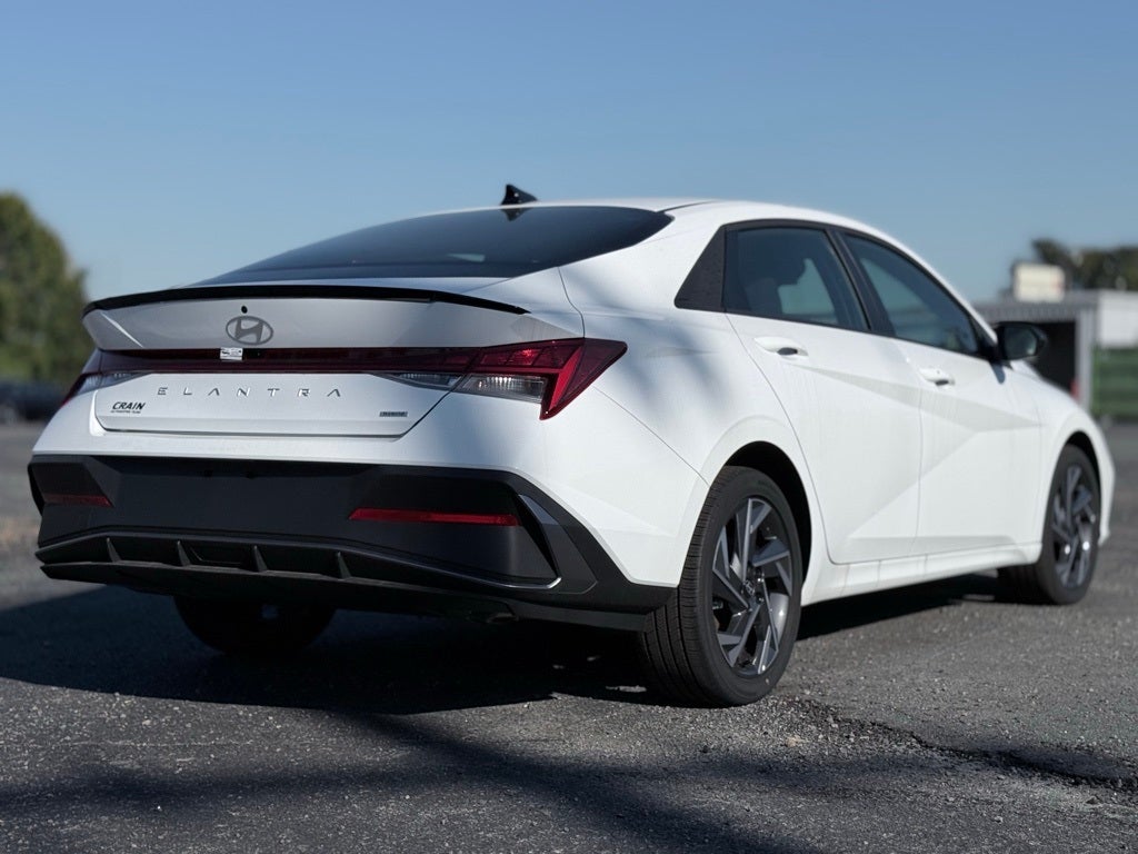 2025 Hyundai Elantra Hybrid SEL Sport