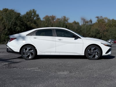 2025 Hyundai Elantra Hybrid SEL Sport