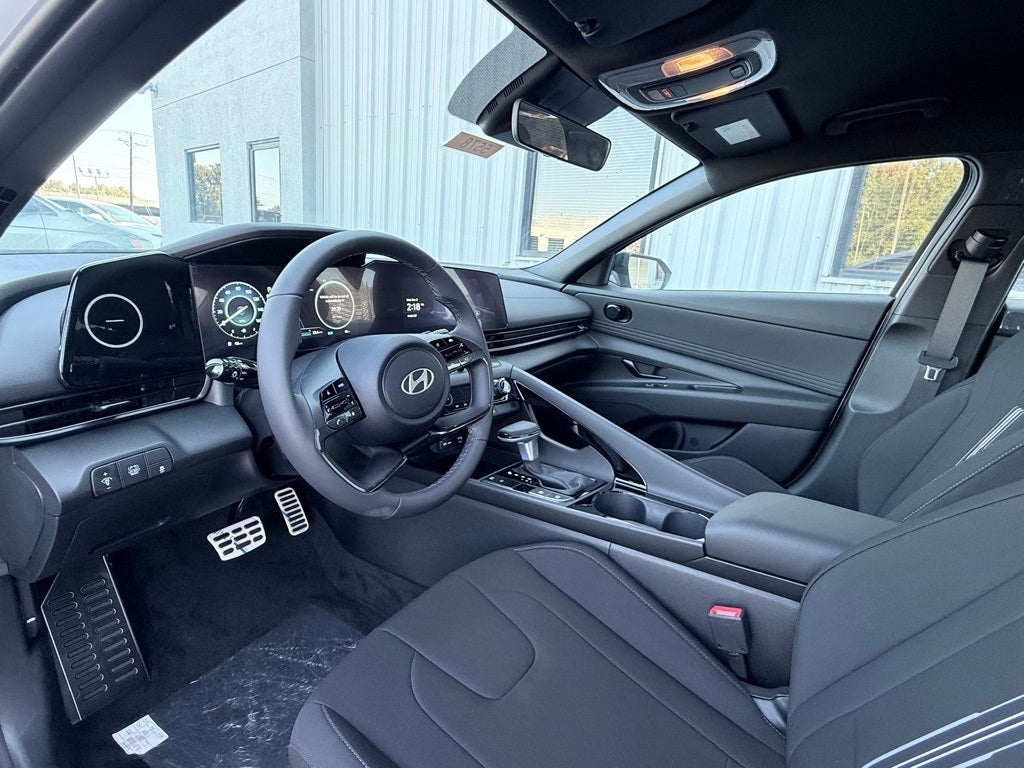 2025 Hyundai Elantra Hybrid SEL Sport