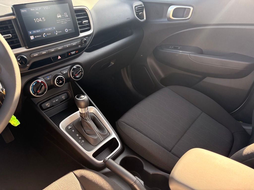2026 Hyundai Venue SE