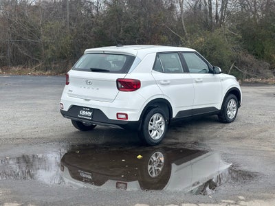 2026 Hyundai Venue SE