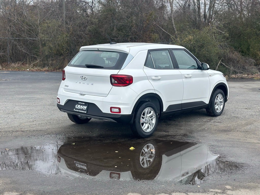2026 Hyundai Venue SE