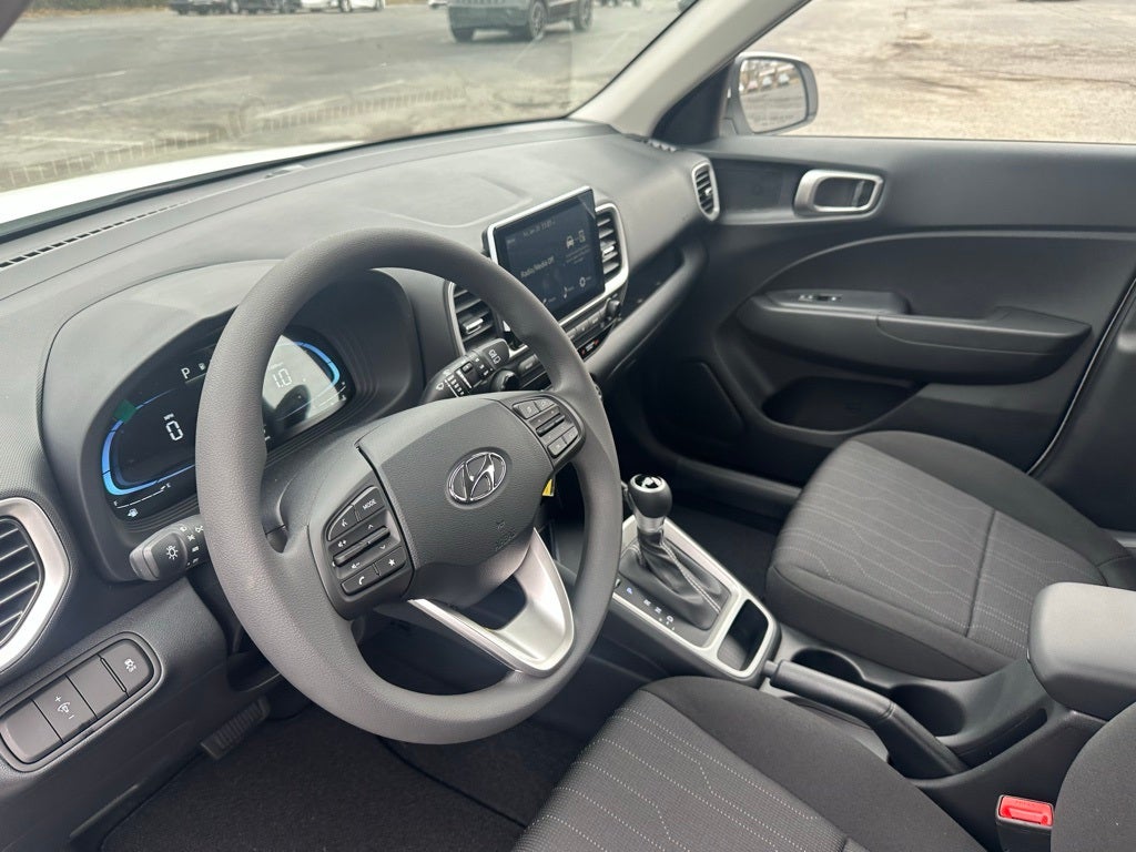 2026 Hyundai Venue SE