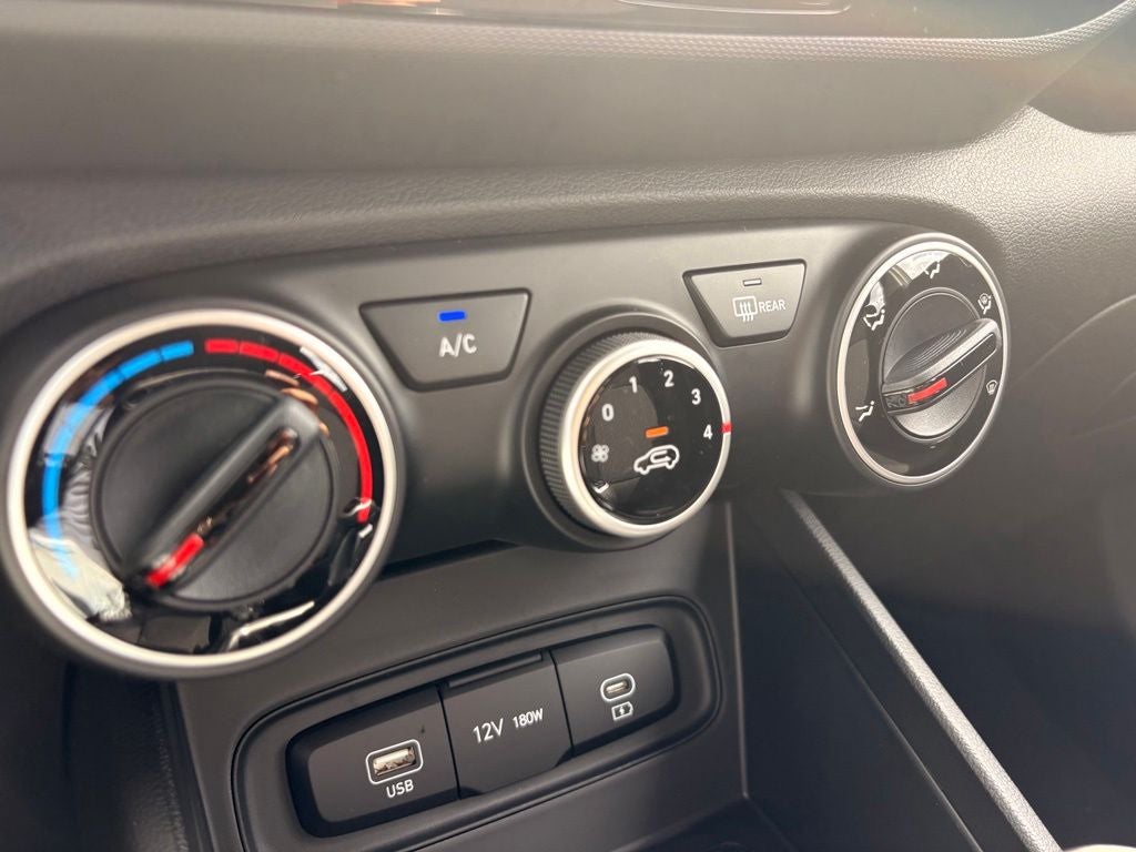 2026 Hyundai Venue SE