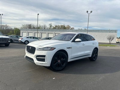2018 Jaguar F-PACE 35t R-Sport Clean Carfax / Navigation / Power Sunroof / Power