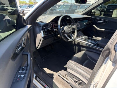 2020 Audi Q8 55 Prestige / S-Line / Cold Weather Pkg / Driver A quattro