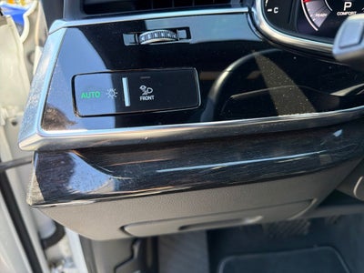 2020 Audi Q8 55 Prestige / S-Line / Cold Weather Pkg / Driver A quattro