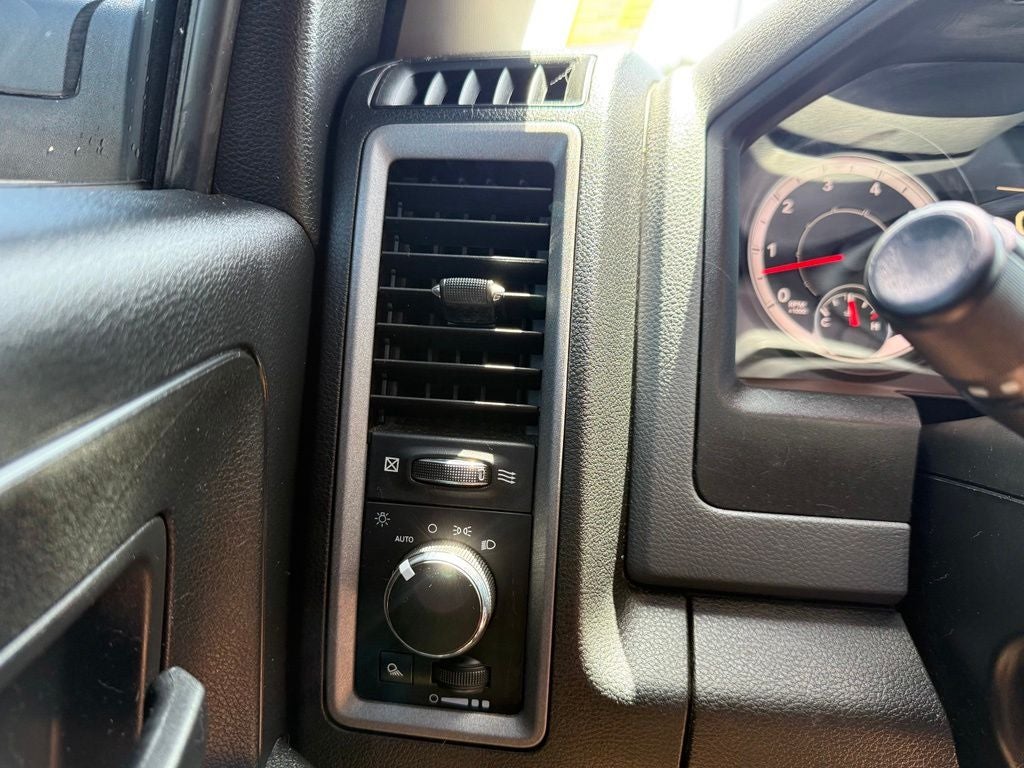 2020 RAM 1500 Classic Tradesman