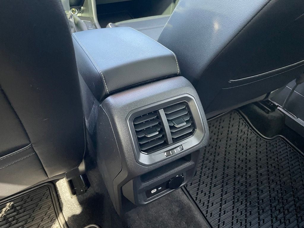 2024 Volkswagen Tiguan 2.0T SEL R-Line