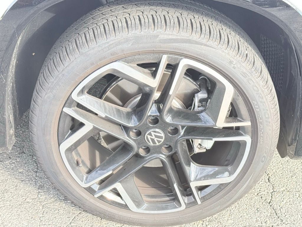 2026 Volkswagen Tiguan 2.0T SEL R-Line Turbo