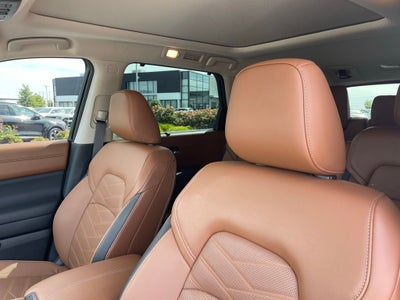 2025 Nissan Pathfinder Platinum