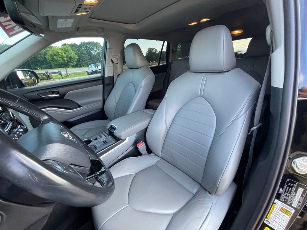 2021 Toyota Highlander Hybrid XLE