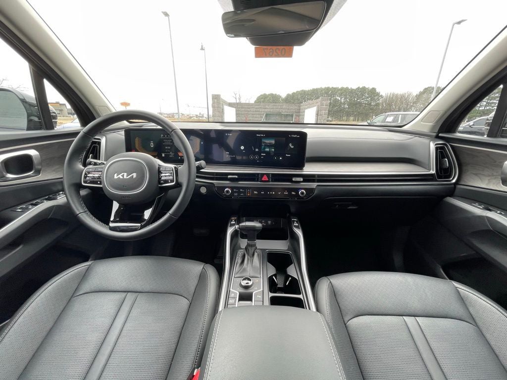 2025 Kia Sorento X-Line EX