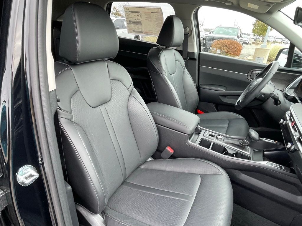 2025 Kia Sorento X-Line EX