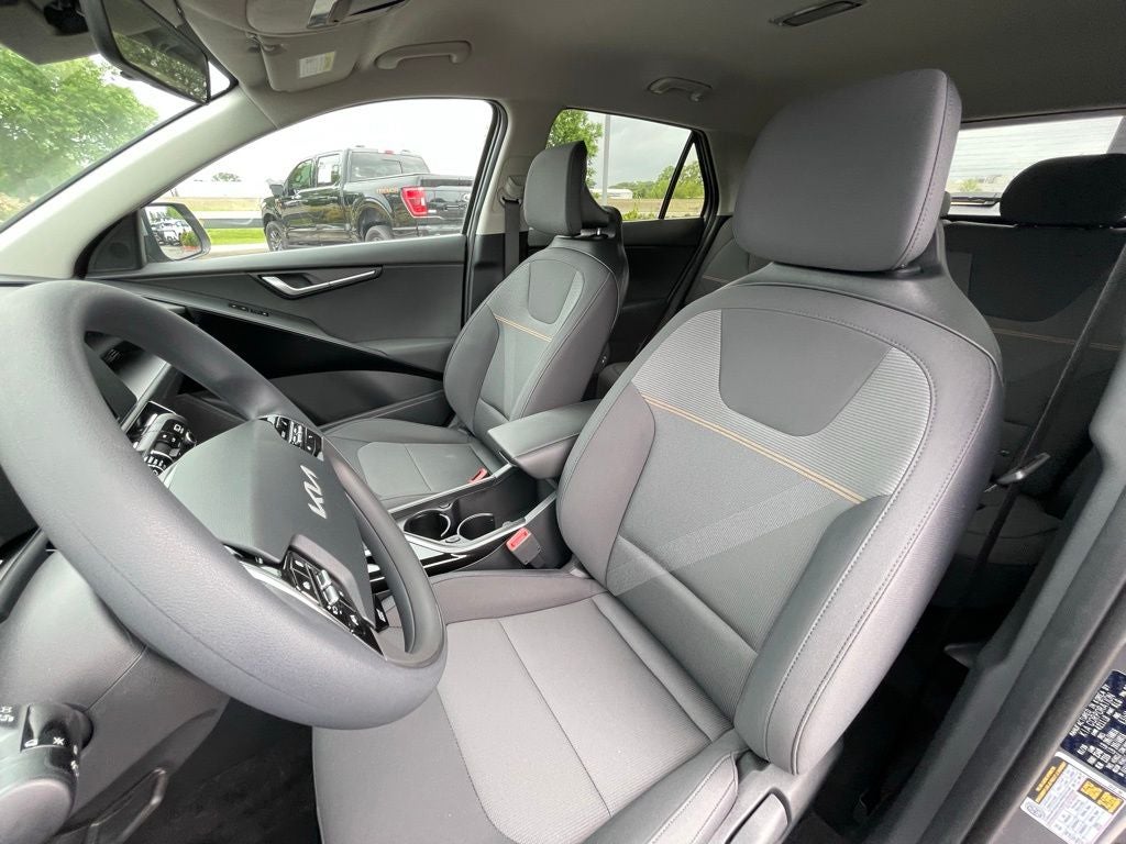 2026 Kia Niro LX