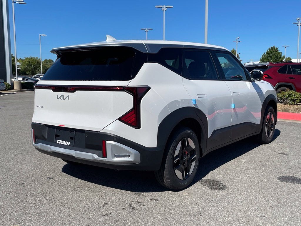 2027 Kia Seltos LX
