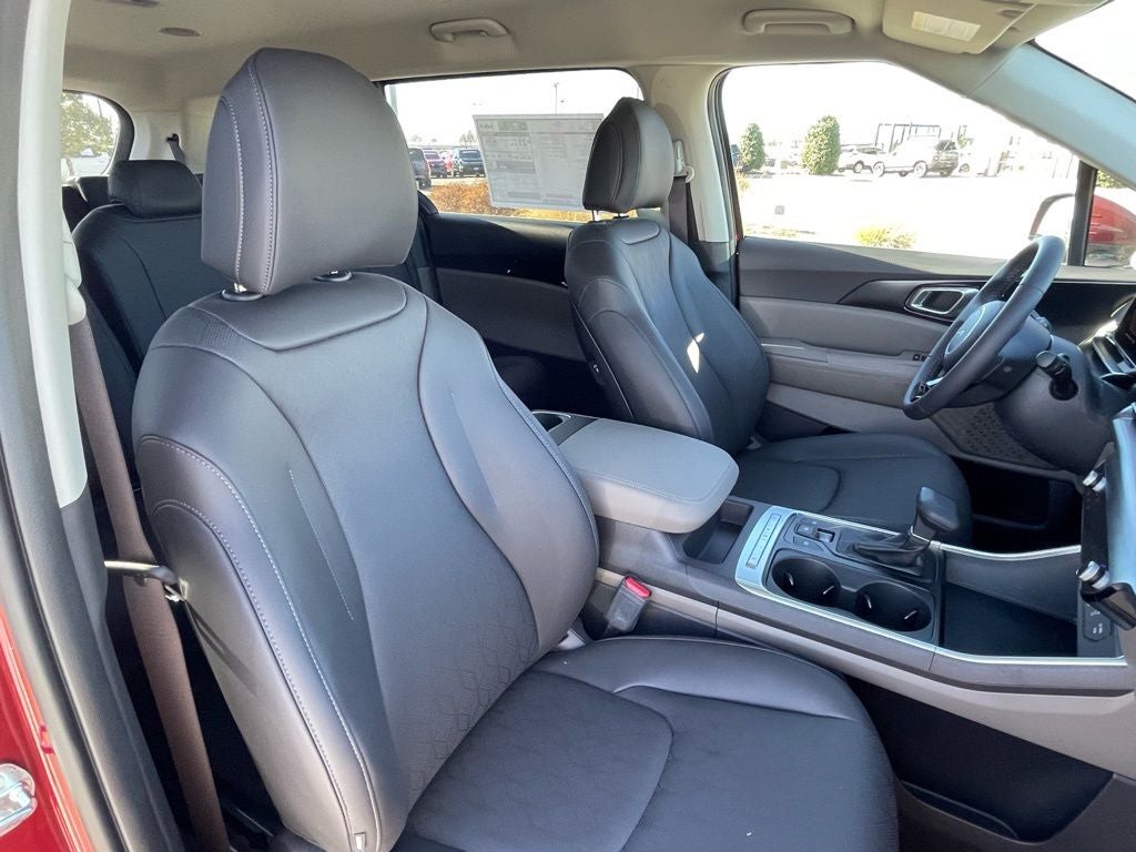 2026 Kia Carnival LXS