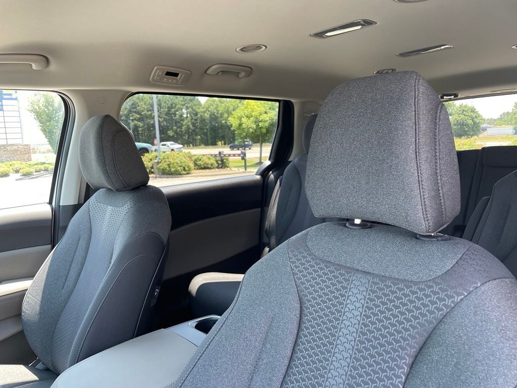 2026 Kia Carnival LX