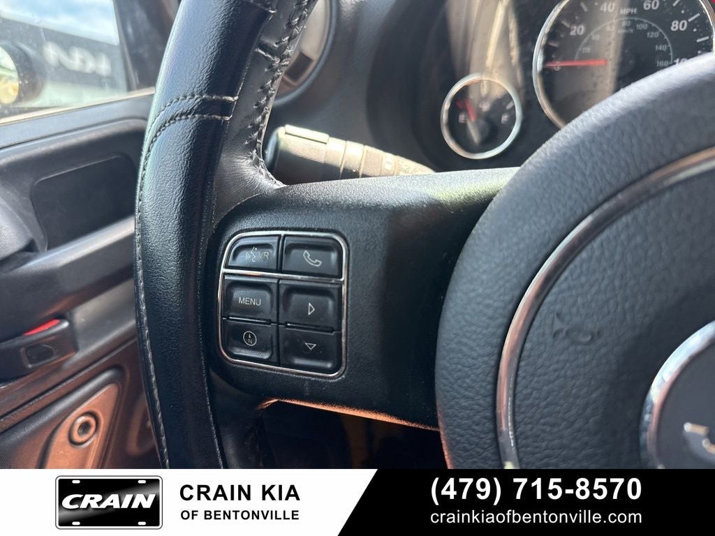 2014 Jeep Wrangler Sport - 4WD / CLEAN CARFAX