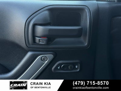 2014 Jeep Wrangler Unlimited Rubicon - LIFTED! / 4WD / CLEAN CARFAX