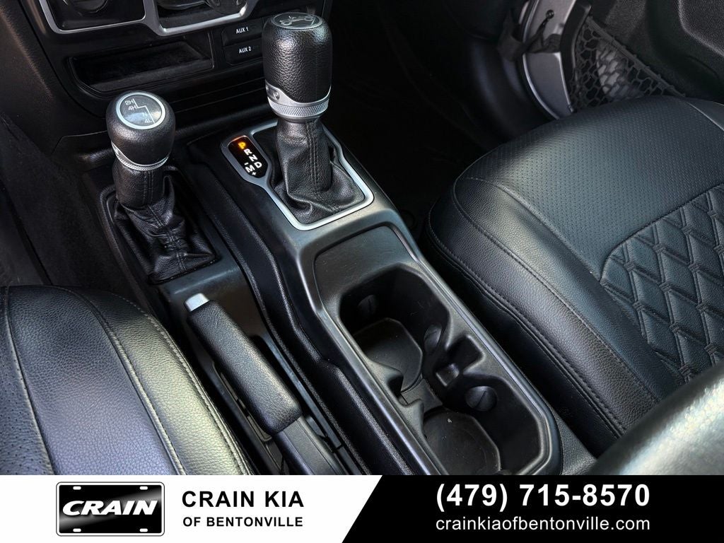 2018 Jeep Wrangler Unlimited Sport - 4WD / CLEAN CARFAX / LIFTED!
