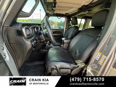 2018 Jeep Wrangler Unlimited Sport - 4WD / CLEAN CARFAX / LIFTED!