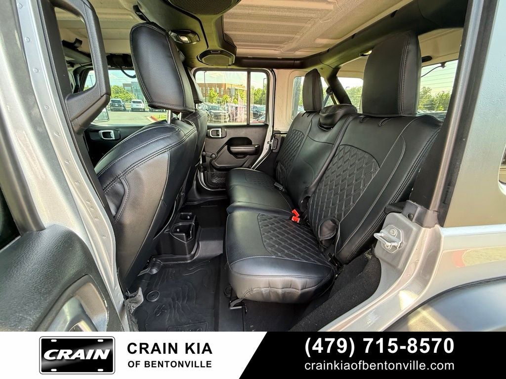 2018 Jeep Wrangler Unlimited Sport - 4WD / CLEAN CARFAX / LIFTED!