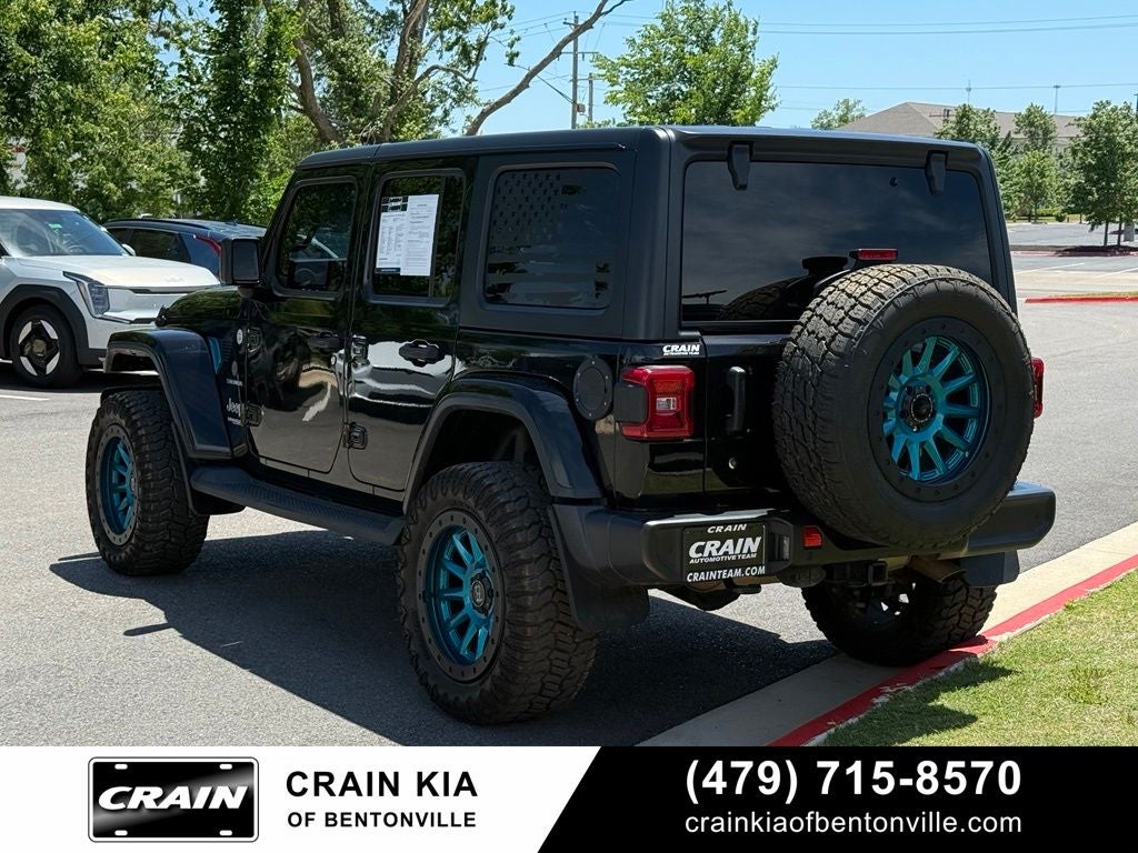 2018 Jeep Wrangler Unlimited Sahara - $48,230 MSRP / 4WD / ONE OWNER / LIFTED!