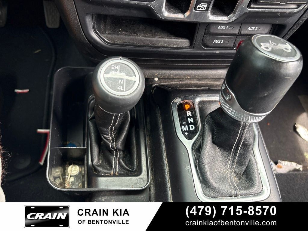 2018 Jeep Wrangler Unlimited Sahara - 4WD / SKY ONE TOUCH