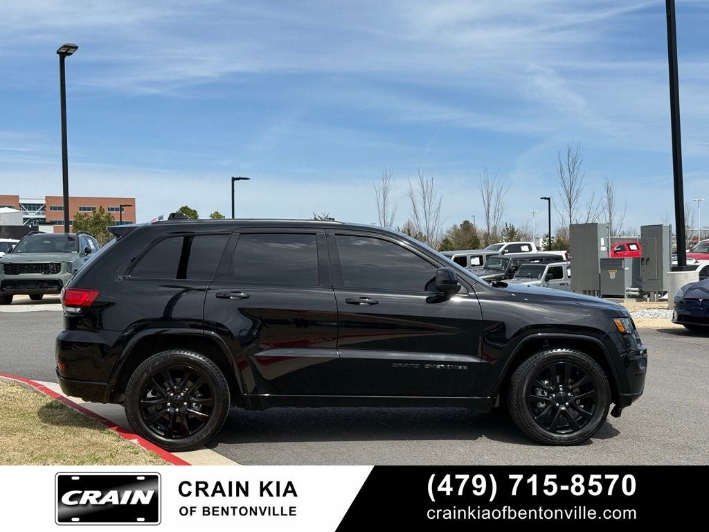 2019 Jeep Grand Cherokee Altitude - SUNROOF / CLEAN CARFAX