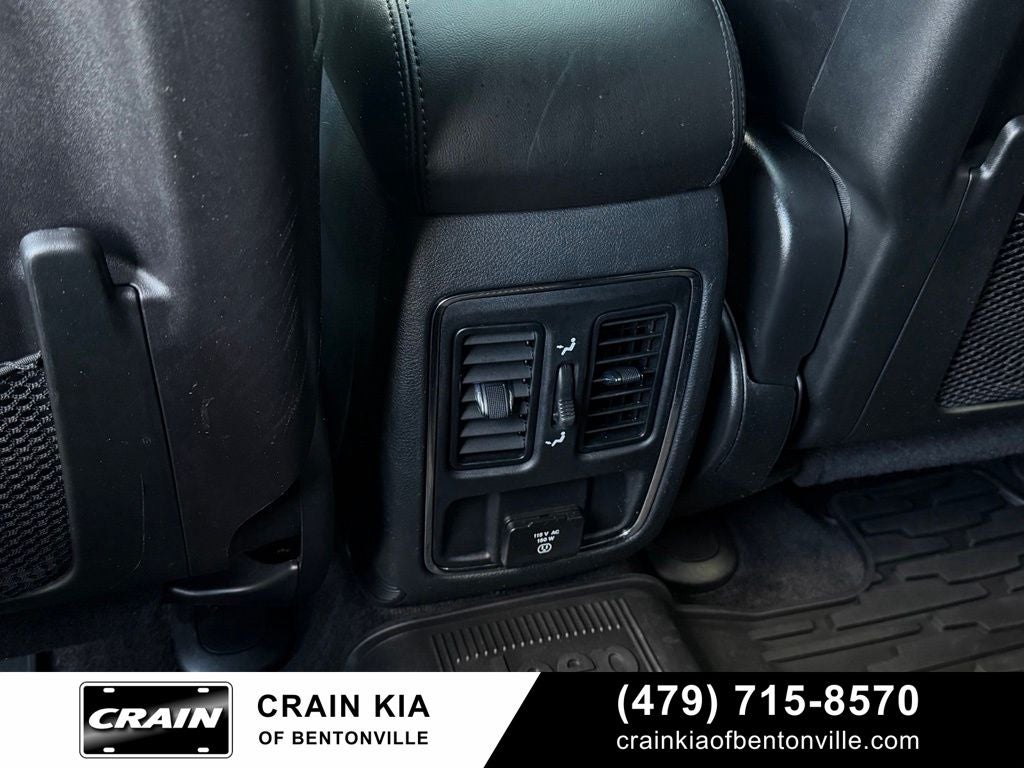 2018 Jeep Grand Cherokee Altitude - 4WD / SUNROOF