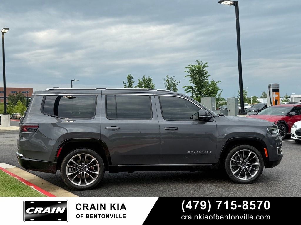 2022 Jeep Wagoneer Series III - 4WD / CLEAN CARFAX / PANORAMIC SUNROOF