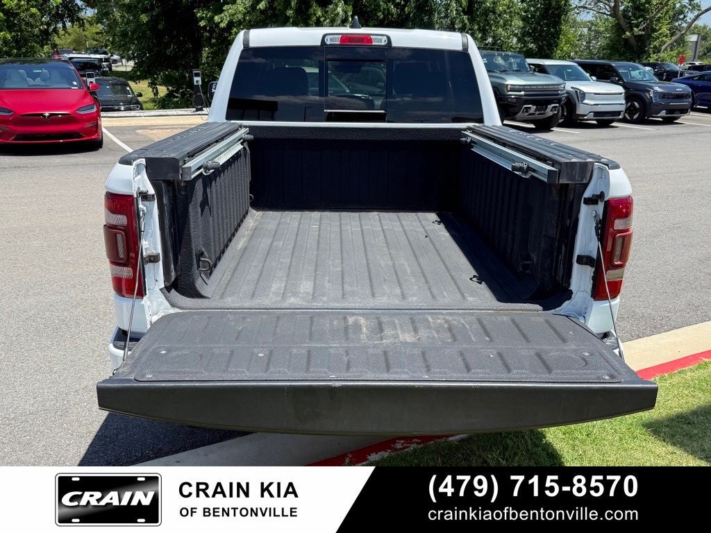 2021 RAM 1500 Laramie - 4WD / PANORAMIC SUNROOF / CLEAN CARFAX