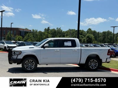 2021 RAM 1500 Laramie - 4WD / PANORAMIC SUNROOF / CLEAN CARFAX