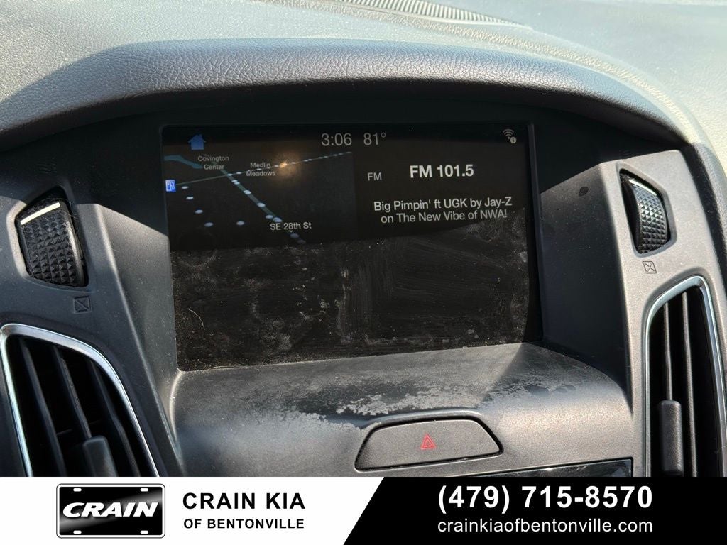 2018 Ford Focus Titanium - SUNROOF / CLEAN CARFAX / LOW MILES!